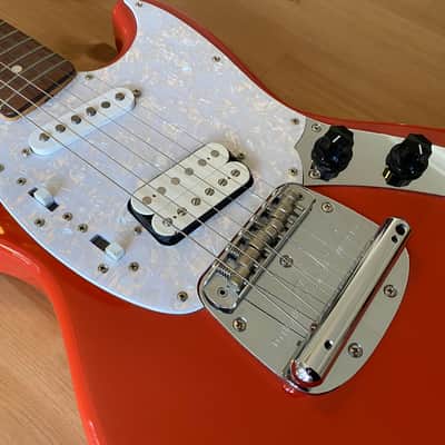 Fender Jag-Stang - Crafted in Japan (CIJ) - 2002-2004, Fiesta Red, All Original image 3