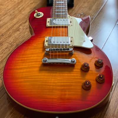 K-ON! Rare Yui Hirasawa Single Cutaway Heritage Cherry Sunburst. Super Rare Anime! image 1