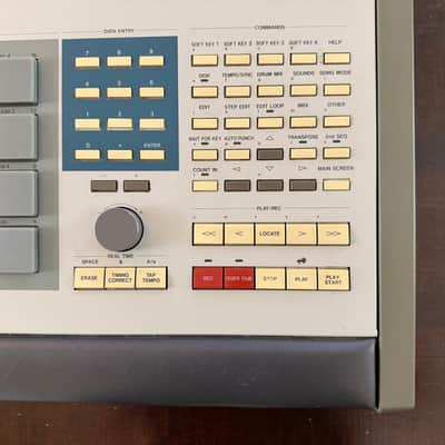 Immagine Akai MPC60 Drum Sampler MPC 60 w/ Memory Expansion and Upgrades - 8