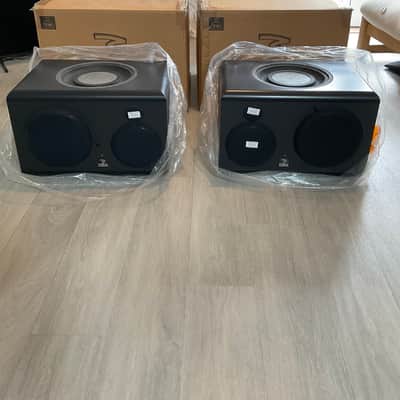 Focal SM9 Powered Midfield Monitors (Pair) image 11
