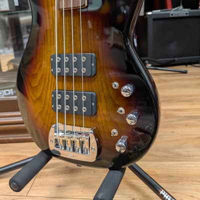 G&L Tribute Series L-2000 Bass with Rosewood Fretboard 2010s - Tobacco Sunburst image 8