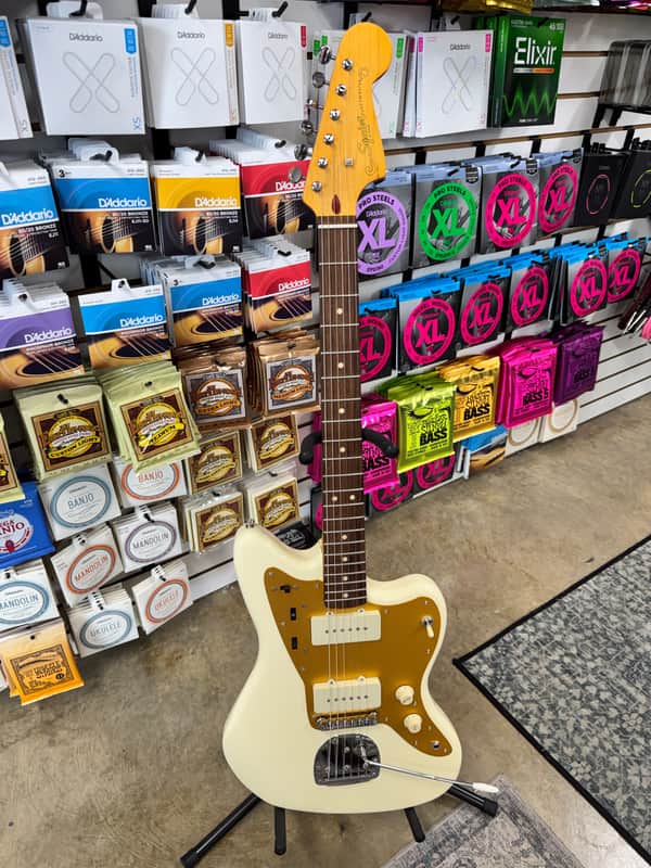 Squier J Mascis Jazzmaster - Vintage White image 1