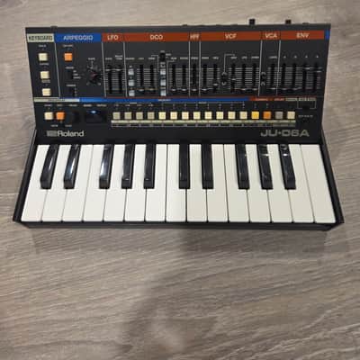 Roland JU-06A Boutique Series Synthesizer Module with K-25m Keyboard 2019 - Present - Black image 5