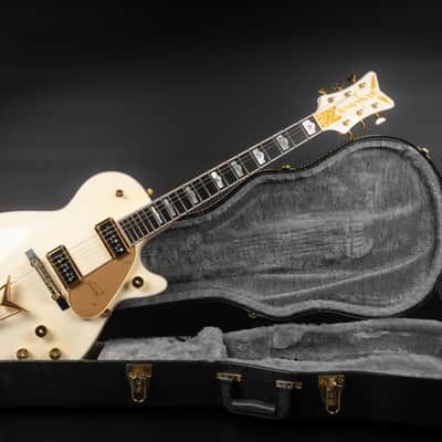 2003 Gretsch G6134 White Penguin - White | Japan Singlecut Dynasonic Pickups Ebony Fretboard w/ Hump Block Feather Motif Inlays First Production Year | OHSC image 2