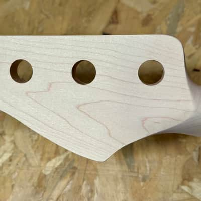 Luthier Made Jazz Bass neck image 5