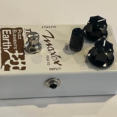 Maxon FEA-10 Fuzz Elements Earth Overdrive Guitar Effects Pedal image 3