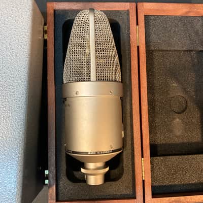 Neumann M 149 Large Diaphragm Multipattern Tube Condenser Microphone 1999 - Present - Nickel image 9