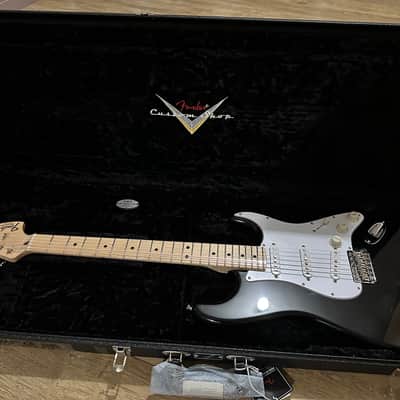 Fender Stratocaster 1969 reissue 2021 - Black VOS 22 frets image 5