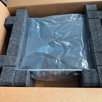 Universal Audio 6176 Channel Strip Preamp & Compressor Top image 5