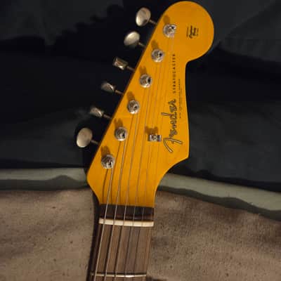 Fender American Vintage II '61 Stratocaster 2022 - Present - 3-Color Sunburst image 6
