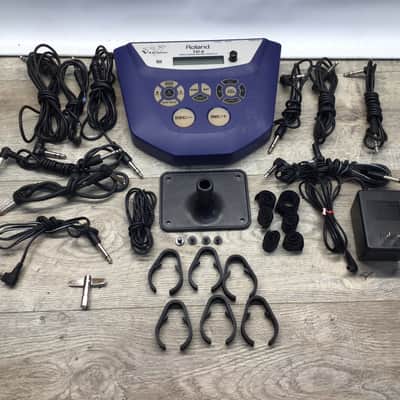 Roland TD-6 Drum Sound Module w/ V Expressions Masters 50 Expansion, Full Set of TRS Cables & More