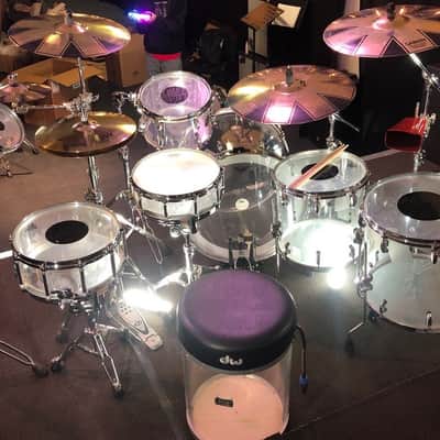 Pearl/Sabian Chad Smith's Red Hot Chili Peppers, World Tour, Complete 10-Piece Drum Set with Cymbals 2011 - Clear image 5