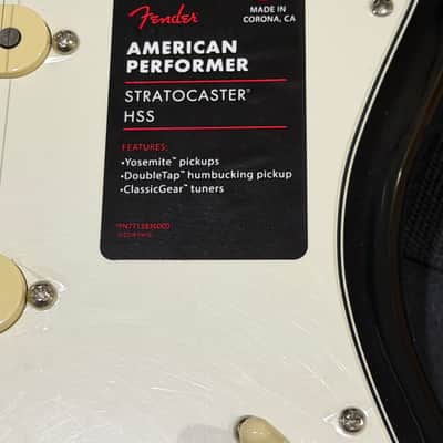Fender Stratocaster American Performer HSS - 3-tone sunburst image 4