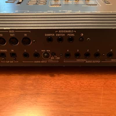Korg Triton Extreme 61-Key 120-Voice Polyphonic Workstation, MAX RAM, 2GB CF Card image 17