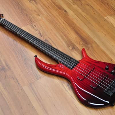 F Bass BN5 Faded Red image 4