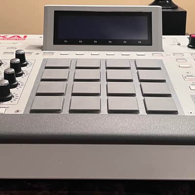 Akai MPC Renaissance Groove Production Studio image 2
