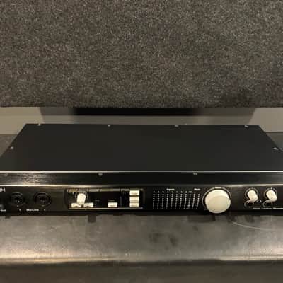 PreSonus Quantum Thunderbolt Audio Interface 2010s - Black image 2