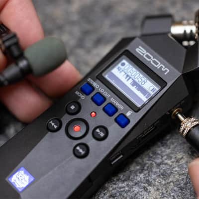 Zoom H1essential 2-Track 32-Bit Float Handy Recorder image 8