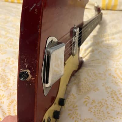 Silvertone 1410 wishbone 1963 - Red stain image 7