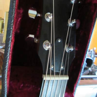 Taylor 224ce-K DLX Koa Grand Auditorium with ES2 Electronics, Cutaway 2017 - 2018 - Shaded Edgeburst image 4
