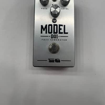 Tone Mob / SolidGoldFX Model 001 Fuzz Generator Rare Guitar Effect Pedal image 1