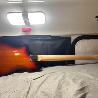 Eastwood Magnum Electric Bass Guitar Sunburst image 7