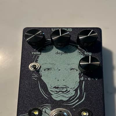 Walrus Audio Julia Chorus / Vibrato Limited Edition - Enchantress 2018 - Blue image 1