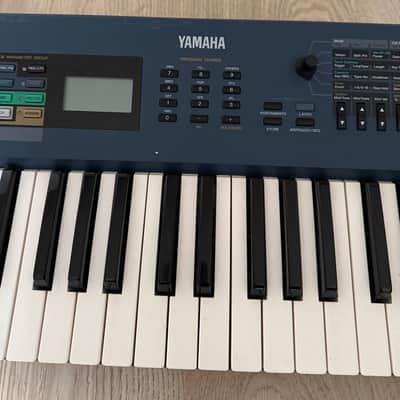 Yamaha AN1x Virtual Analog Synthesizer 1997 - Blue image 5
