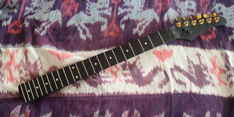 Modulus styled graphite strat neck image 1