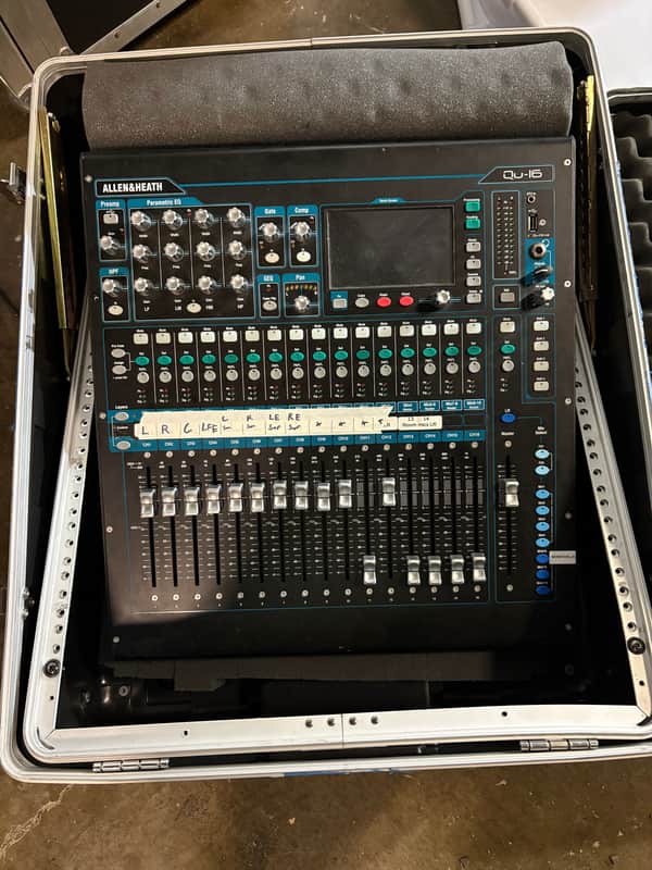 Allen & Heath QU-16C Chrome Edition 16-Channel Digital Mixer 2010s - Black