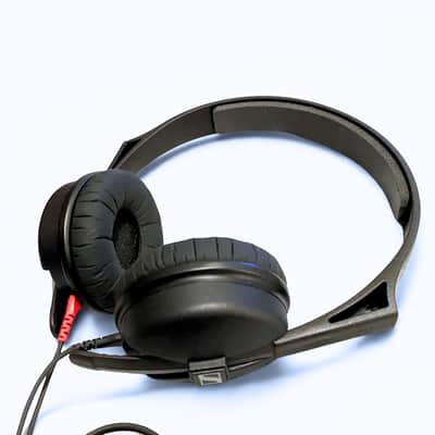 Sennheiser HD 25 Light – DJ / Studio Headphones – Like New (Unused) image 3