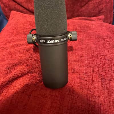 (Excellent Condition) Shure SM7B Cardioid Dynamic Microphone 2001 - Present - Black image 1