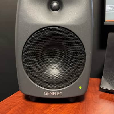GENELEC ジェネレック 8040B Genelec 8040B 6.5in Monitor