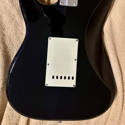 Fujigen FGN JST-5R J-Standard Stratocaster (MIJ) - Black | Reverb