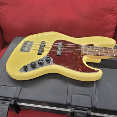 Fender Deluxe Active Jazz Bass with Case 2008- Vintage White image 11