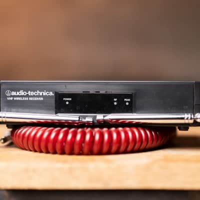 Audio-Technica ATW-R250 VHF Wireless Receiver, ATW-T201 Transmitter with Headset - Used image 6