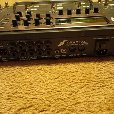 Fractal Audio AX8 Amp Modeler + Multi FX image 2