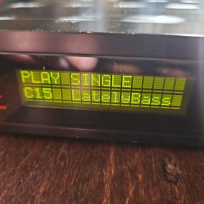 Yamaha TX81Z Rackmount FM Tone Generator 1987 - 1988 - Black