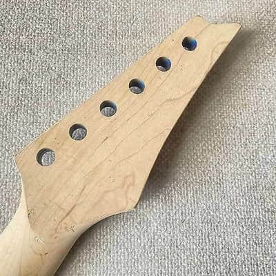 Ibanez Blue Reversed Guitar Short Scale Maple Wood Neck, 24 Frets Rosewood Fingerboard image 7
