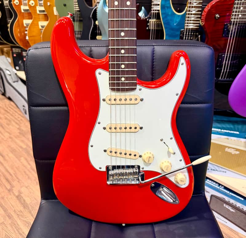 ✨MINT 2024✨ Fender Player II Stratocaster Electric Guitar~ Coral Red~ Rosewood