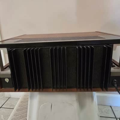 Pioneer SA-9500 80-Watt Stereo Solid-State Integrated Amplifier 1975 - 1979 - Silver image 6