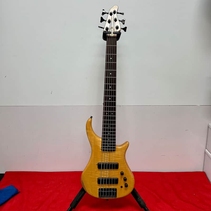 Pedulla Thunderbolt 6-String Electric Bass Made in the USA with Case image 1
