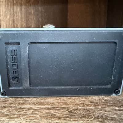 Boss TR-2 Tremolo With Box - Green image 8