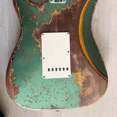 Fender Custom Shop Limited Roasted 1961 Stratocaster Super Heavy Relic - Aged Sherwood Green Metallic over 3 Color Sunburst image 11