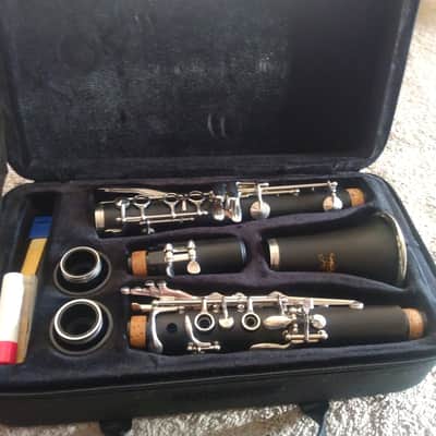 Jean Paul USA CL-300 Student Bb Clarinet with Contoured Case - Black image 7