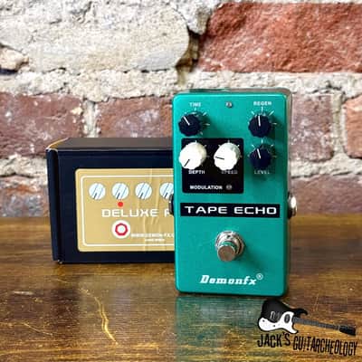 DemonFx Tape Echo Pedal w/ Box *USED* (2010s - Green)