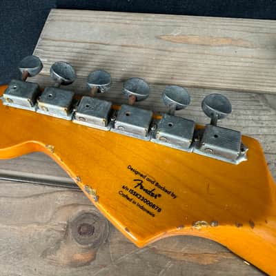 Squier Relic Classic Vibe 60’s Strat Stratocaster Loaded Neck image 5