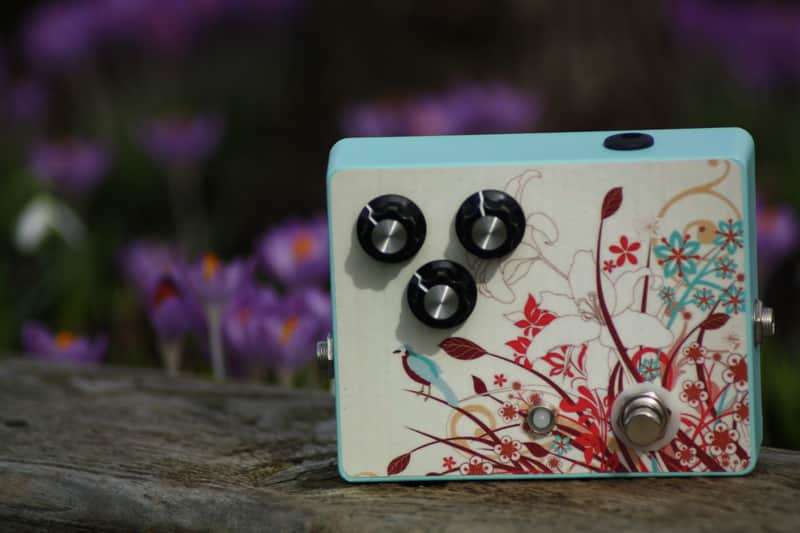 Millipede FX - 'Summer's Day Delay' - Echo / Delay Guitar Pedal - 2014 - Fuchsia image 1