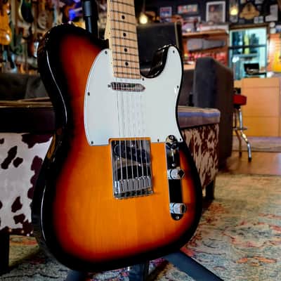 1994 Fender American Standard Telecaster - Sunburst - w/Case image 2