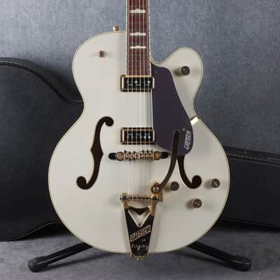 Gretsch G6196TSP-2G Country Club - 2-Tone Grey - 2nd Hand image 3